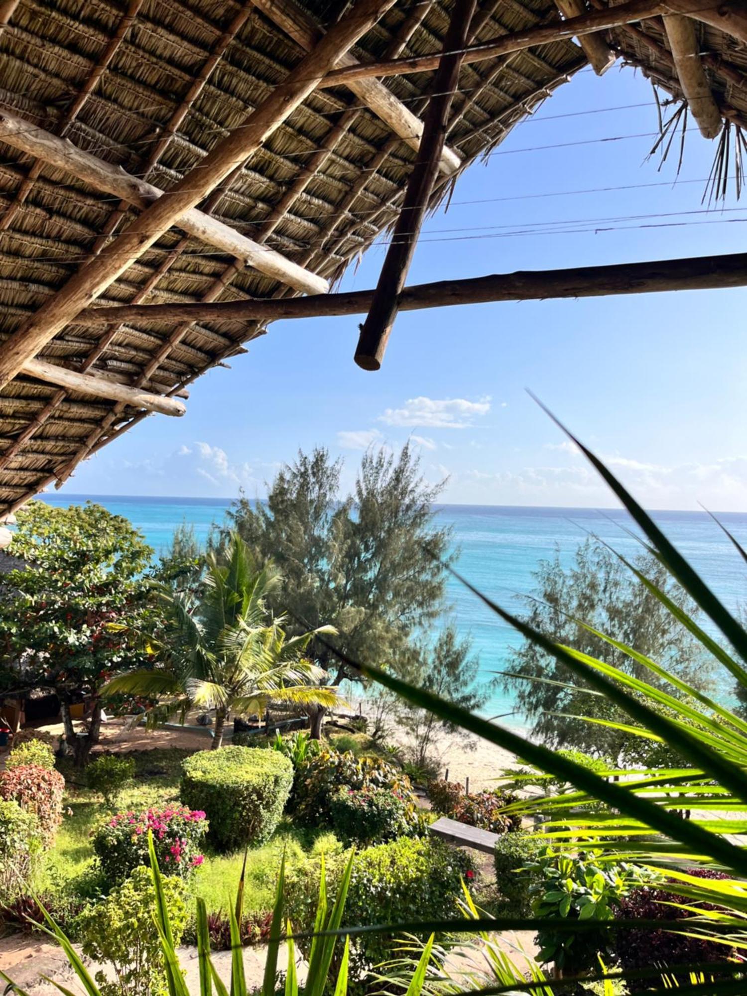 Sazani Beach Lodge And Tidal Lounge Nungwi Bagian luar foto