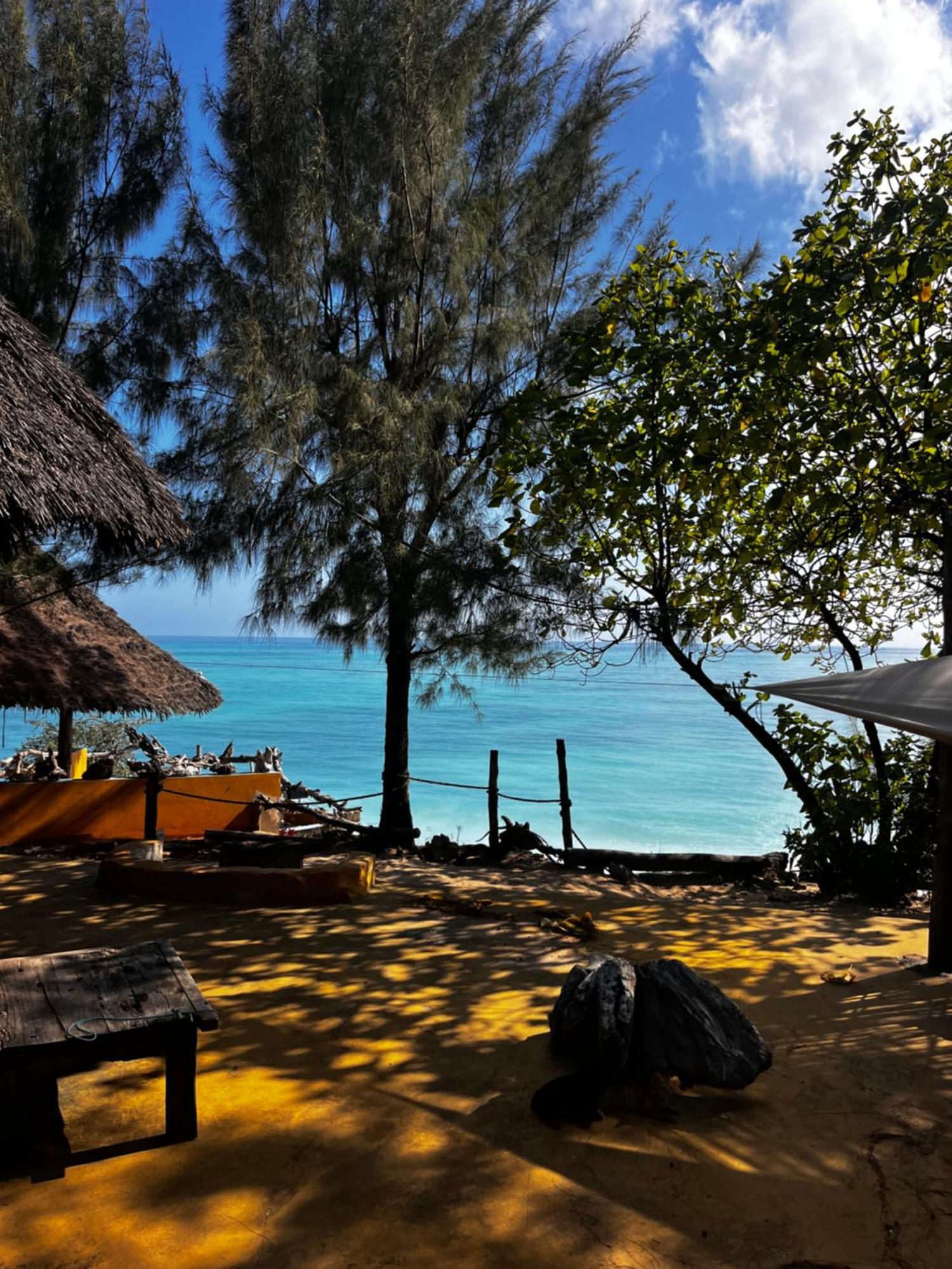 Sazani Beach Lodge And Tidal Lounge Nungwi Bagian luar foto